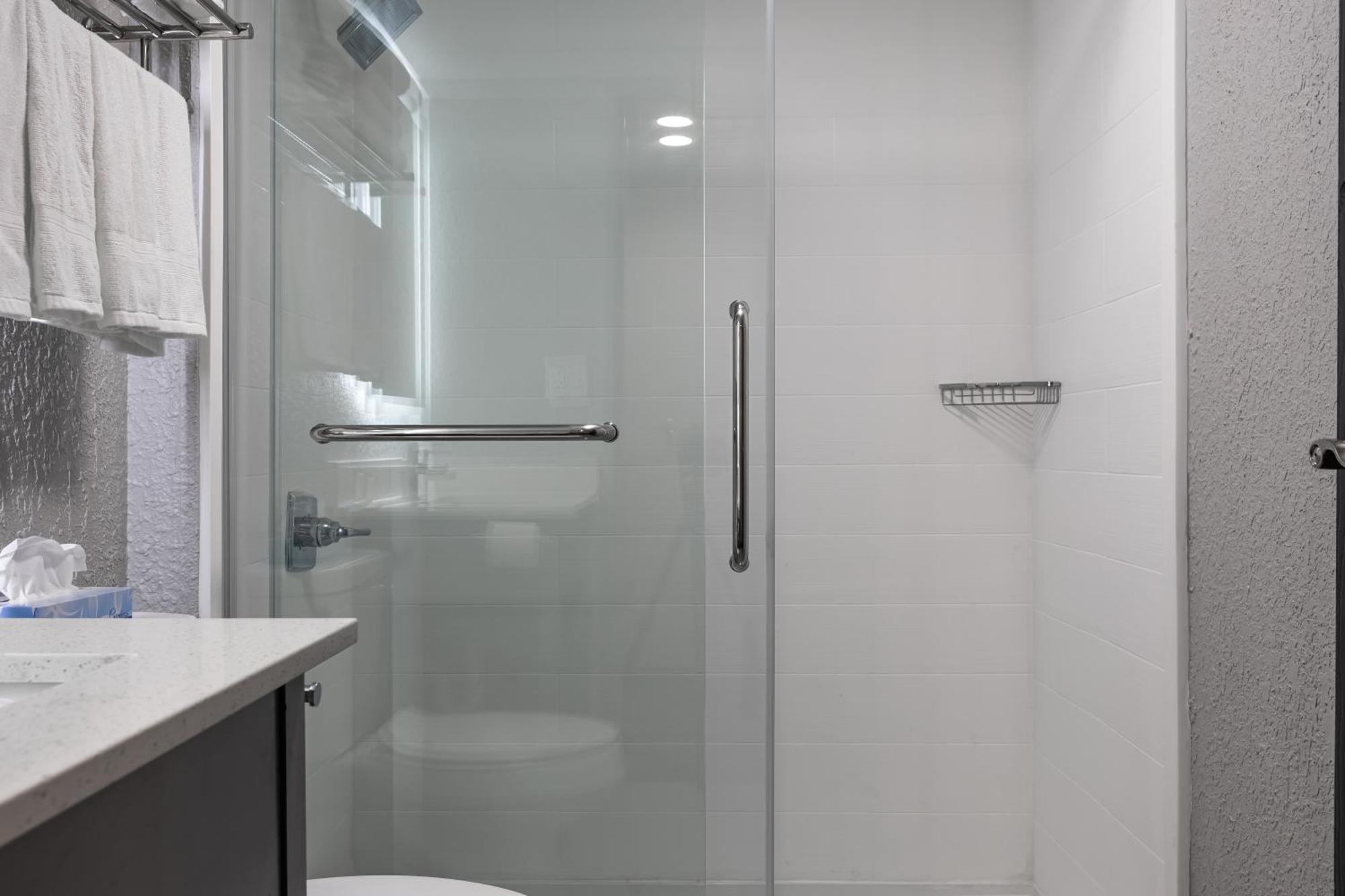 Rodeway Inn & Suites Near Outlet Mall - Asheville Ngoại thất bức ảnh
