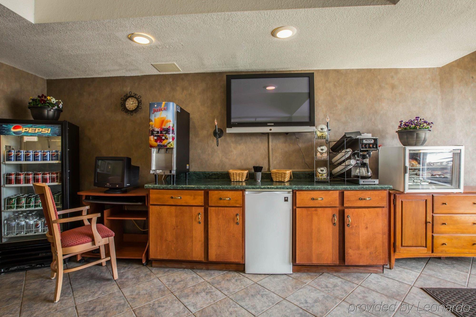 Rodeway Inn & Suites Near Outlet Mall - Asheville Ngoại thất bức ảnh