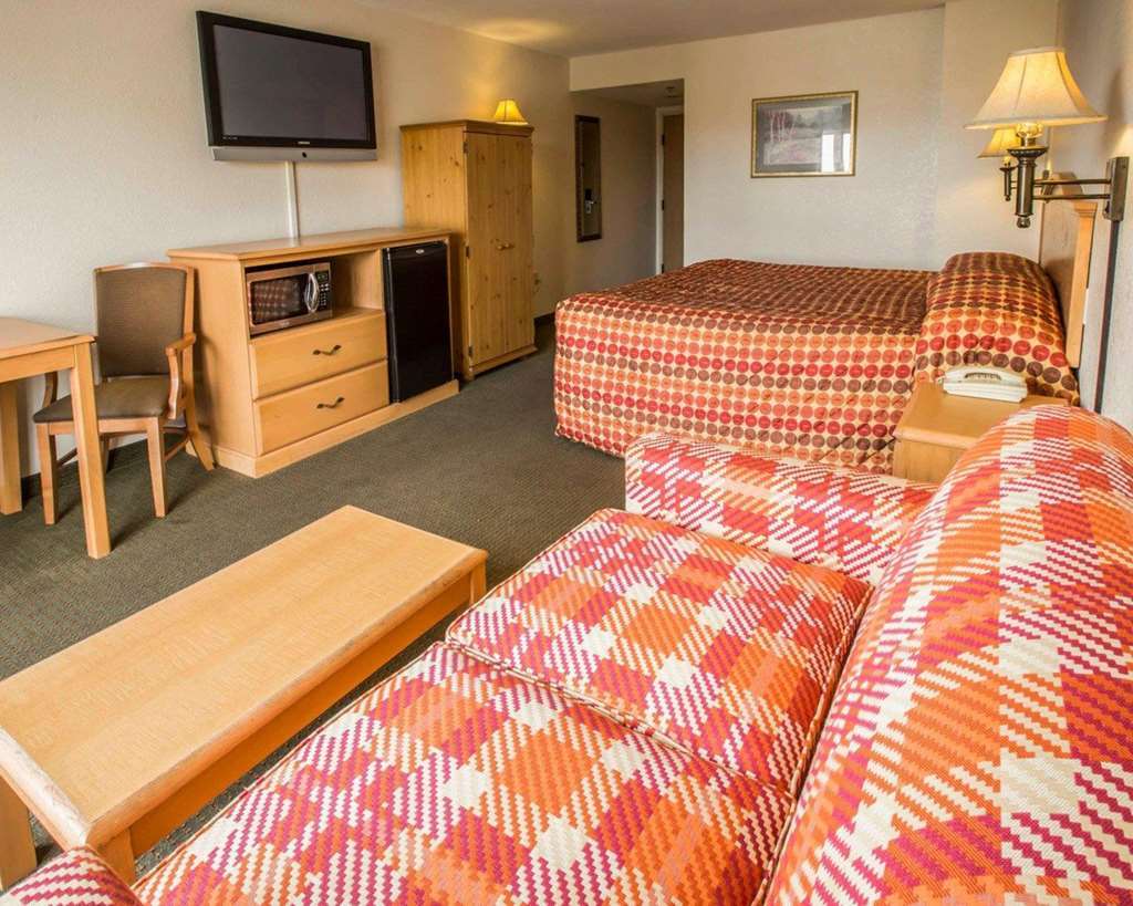 Rodeway Inn & Suites Near Outlet Mall - Asheville Phòng bức ảnh